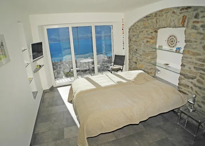 Casa Santa Barbara By Holap Sa Brione sopra Minusio